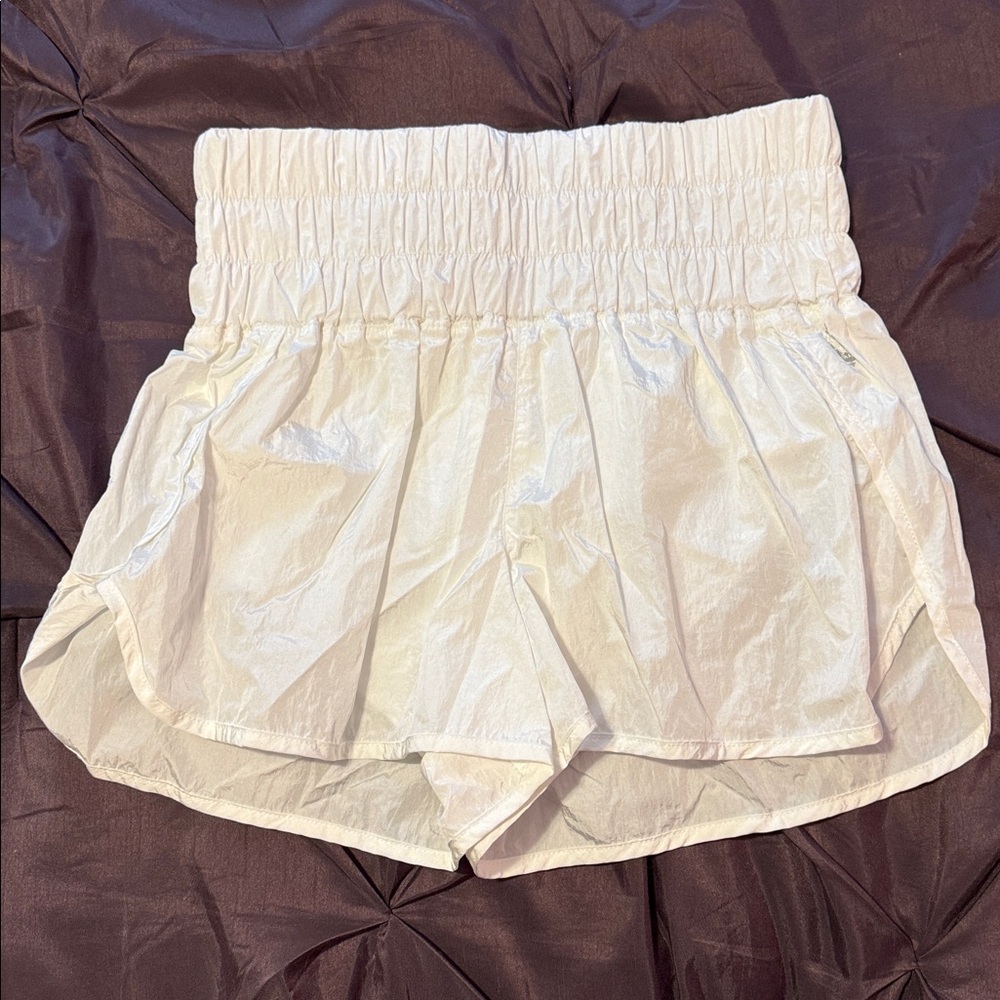 Free People cream High-Waisted Shorts AM